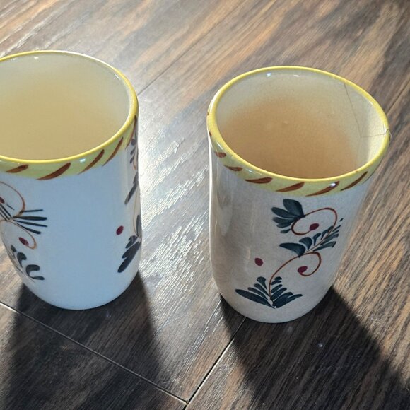 Vintage/MCM NASCO Ceramic Cups Featuring Danish Peasants (Set of Two) - Picture 4 of 12